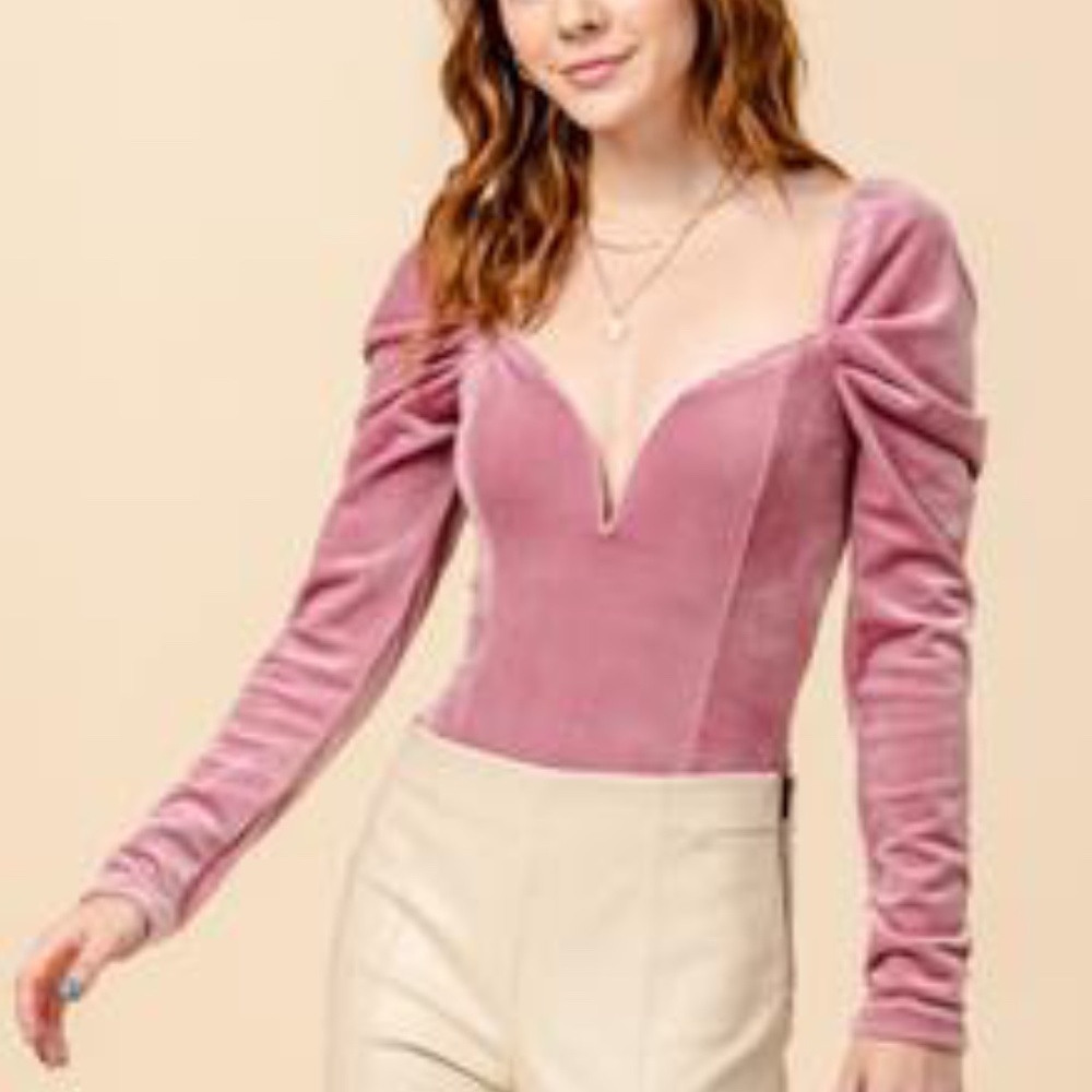 DEEP V PUFF SLEEVE BODYSUIT